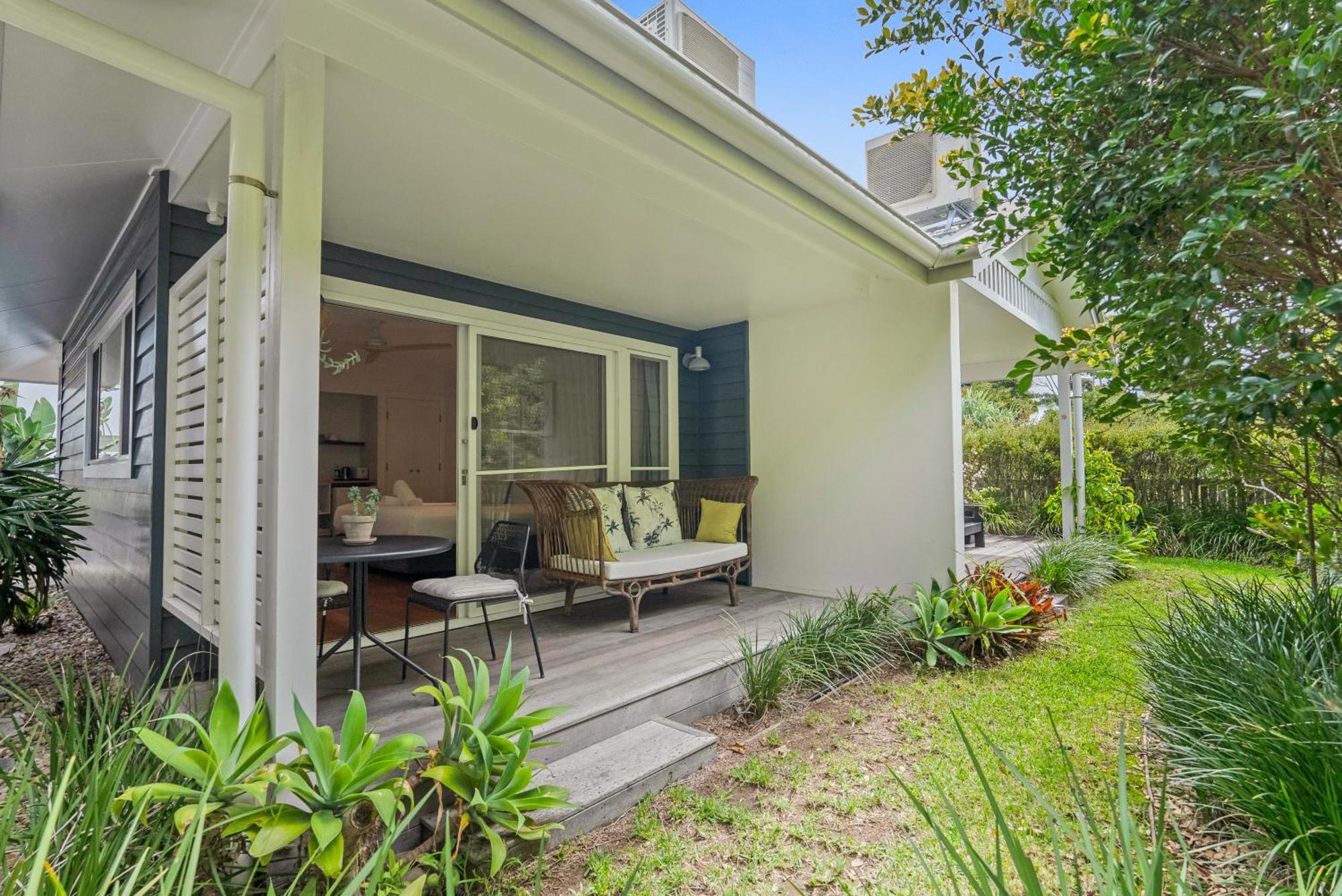 The Beach Shack Byron Bay Hotel Exterior photo