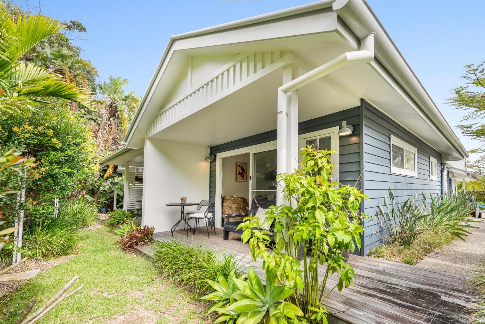 The Beach Shack Byron Bay Hotel Exterior photo