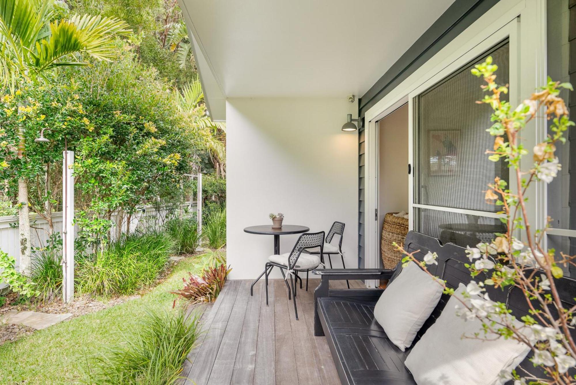 The Beach Shack Byron Bay Hotel Exterior photo