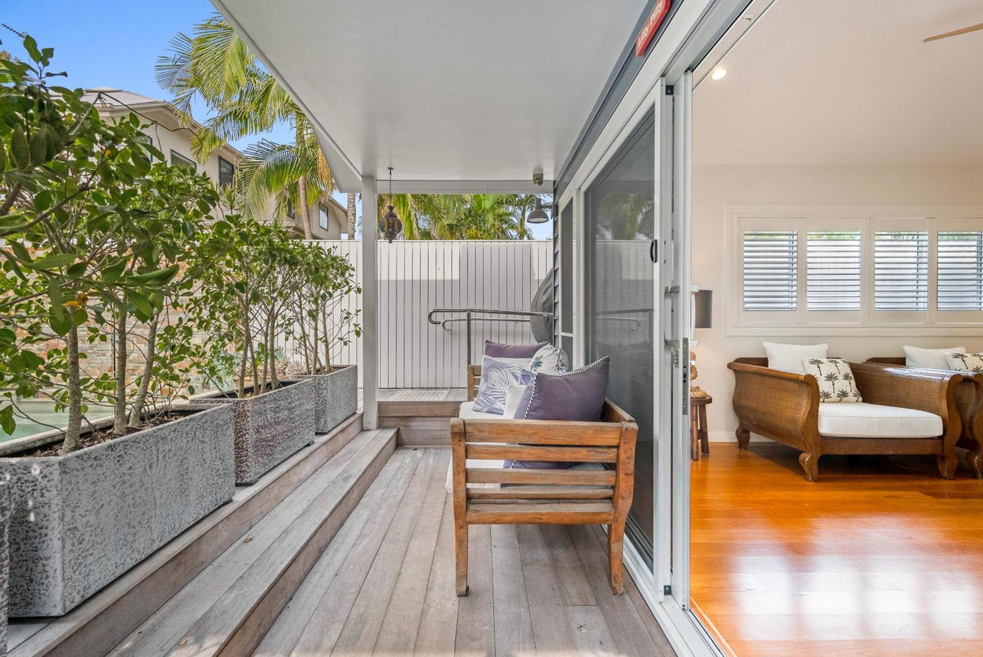 The Beach Shack Byron Bay Hotel Exterior photo